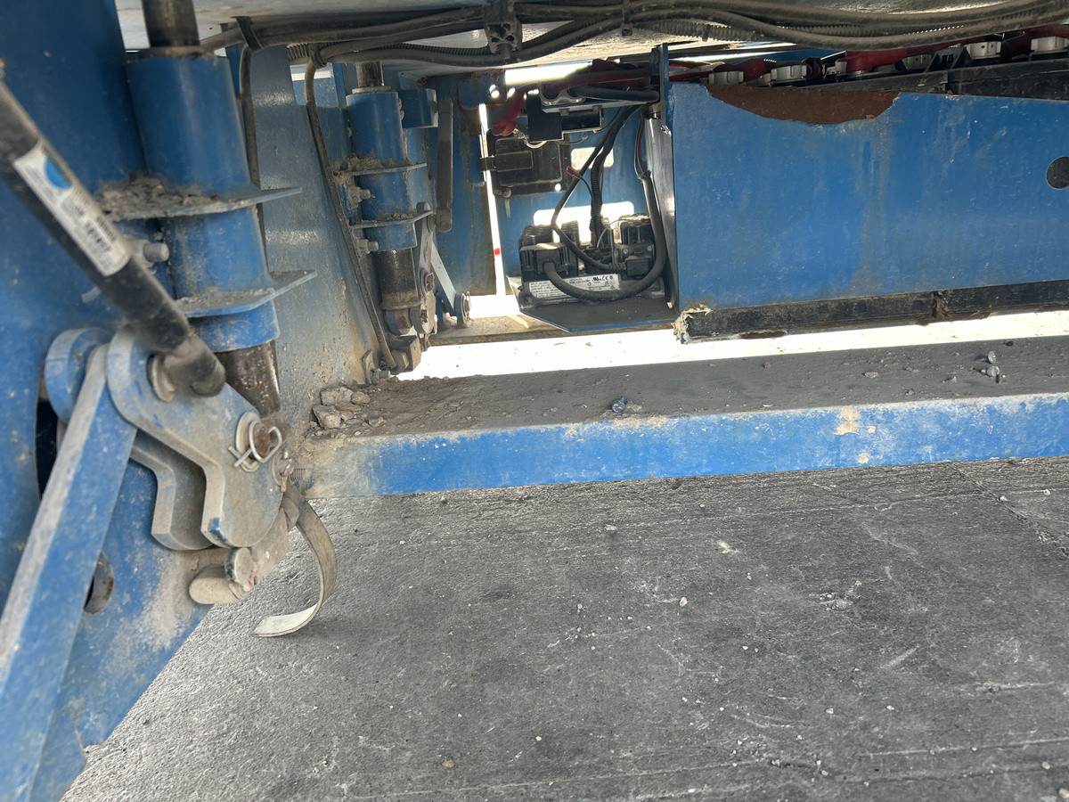 2018 Genie GS-3246-9
