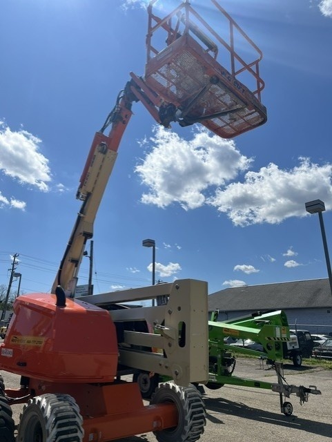 2018 JLG 450AJ-2
