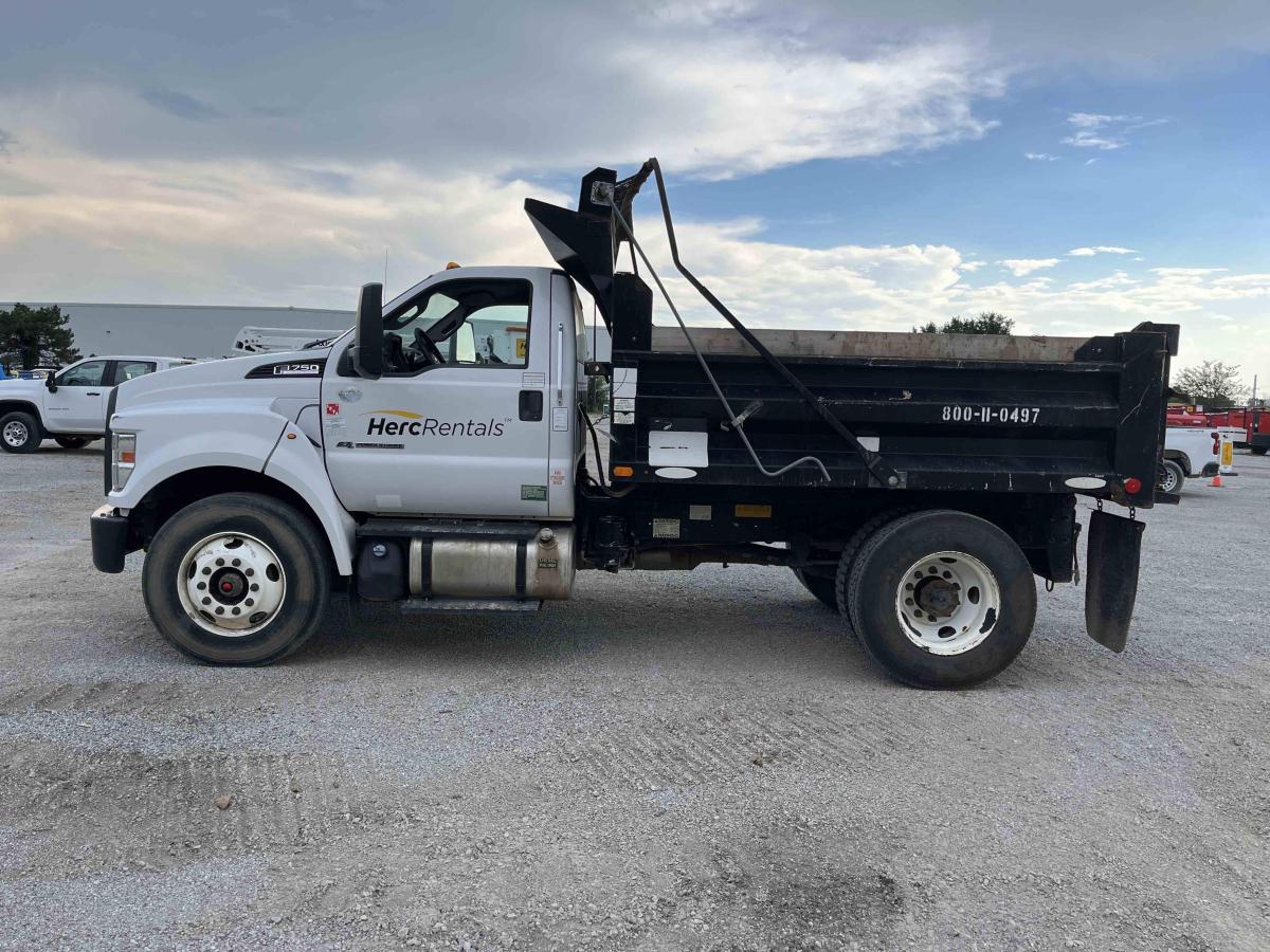 2016 Ford F750