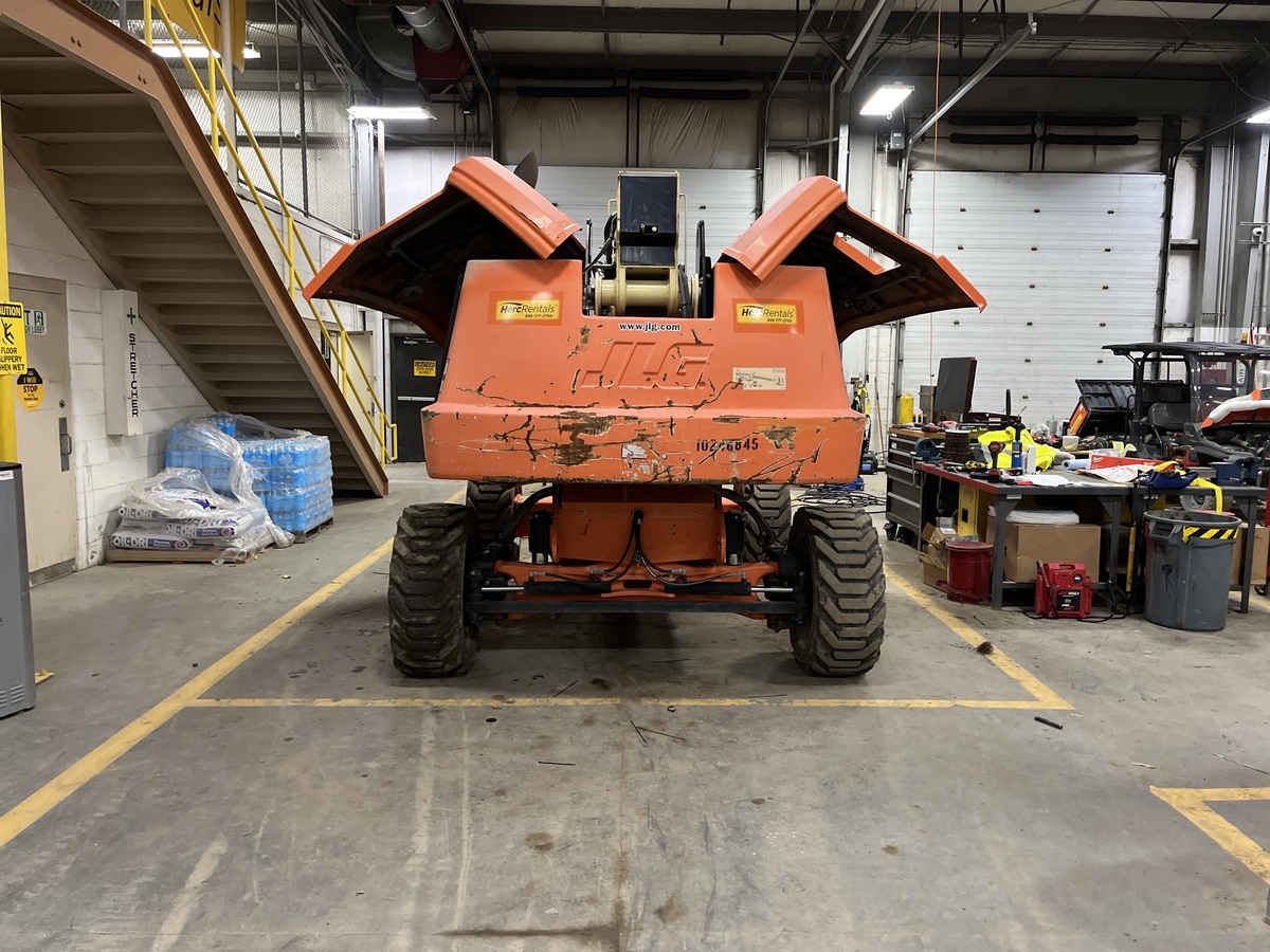 2018 JLG 660SJ-4