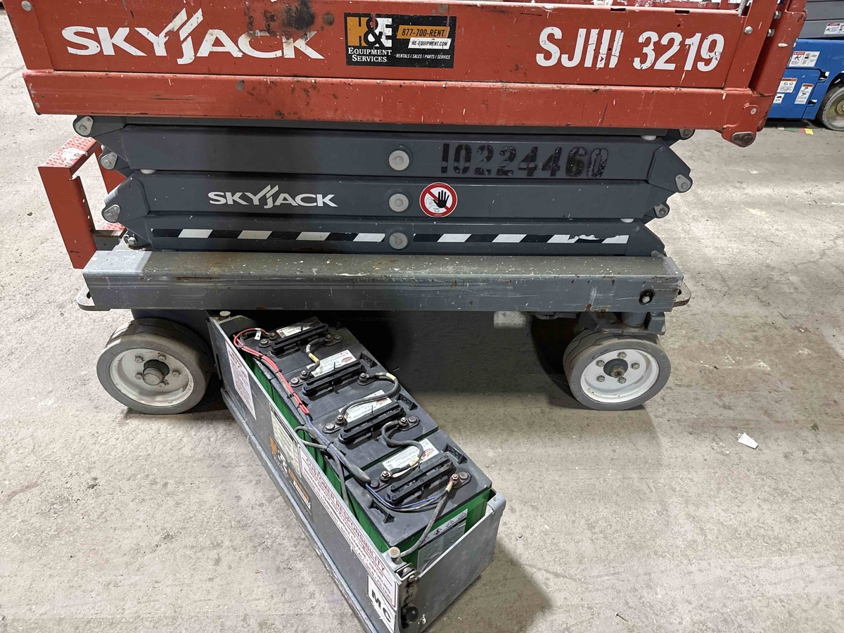 2017 Skyjack SJ3219-5