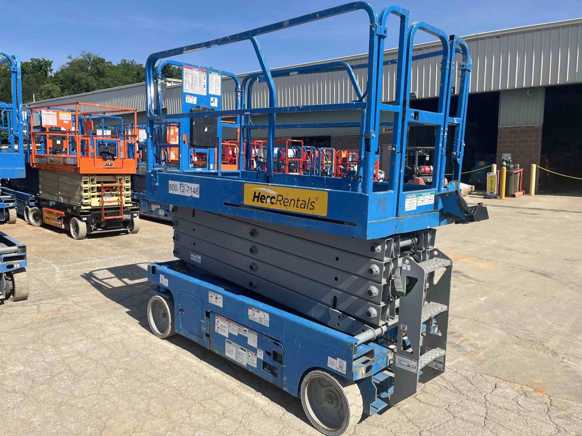2016 Genie GS-3246