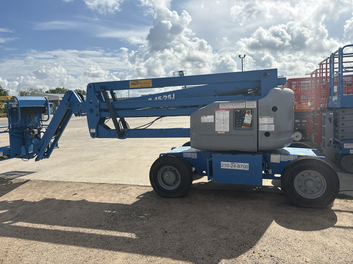 2018 Genie Z-45/25-5