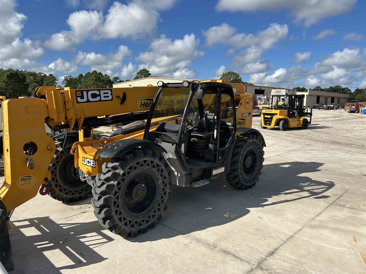 2022 JCB 509-42-5