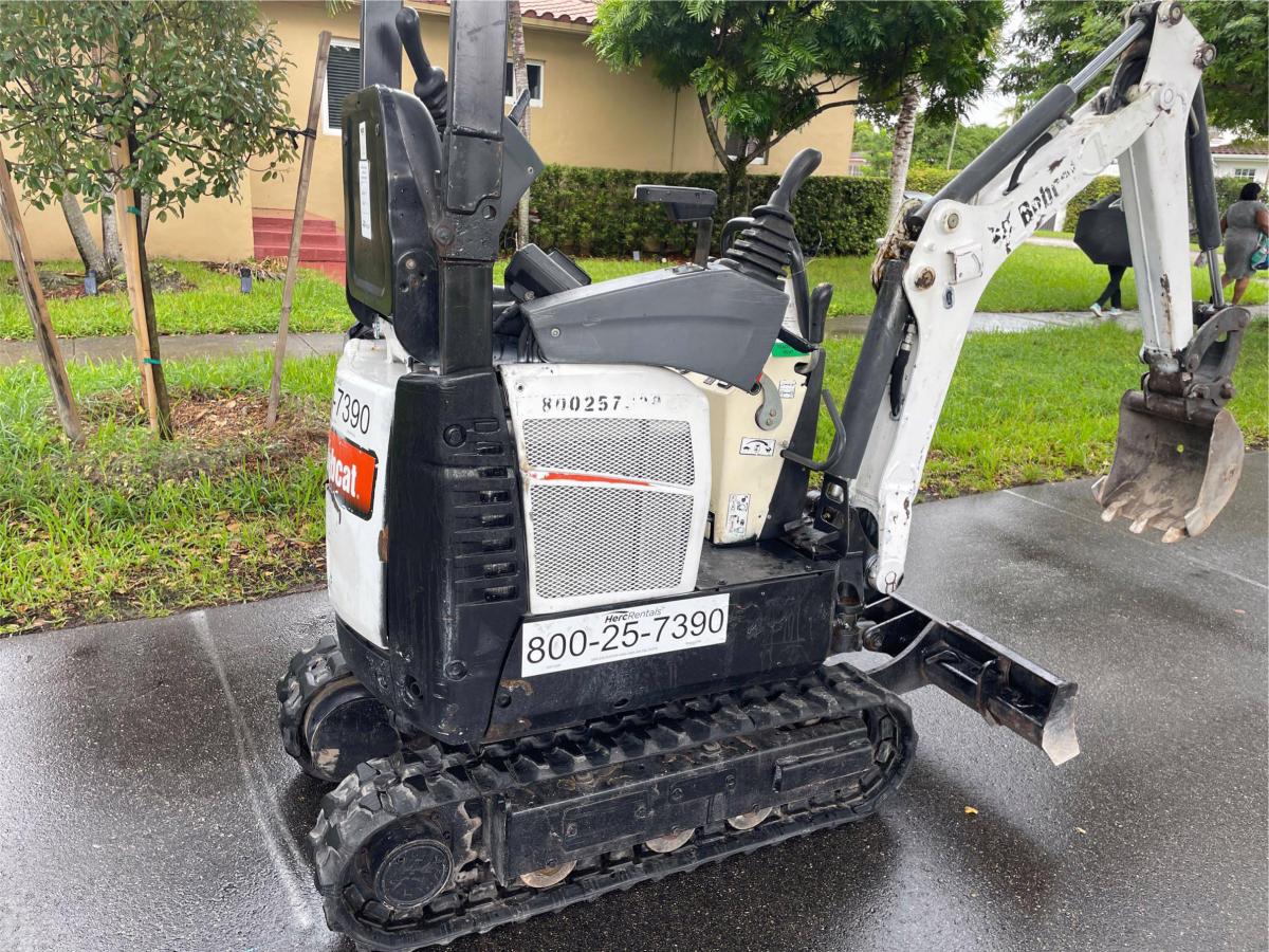 2019 Bobcat E10