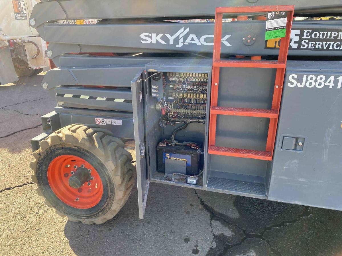2017 Skyjack SJ8841 RT