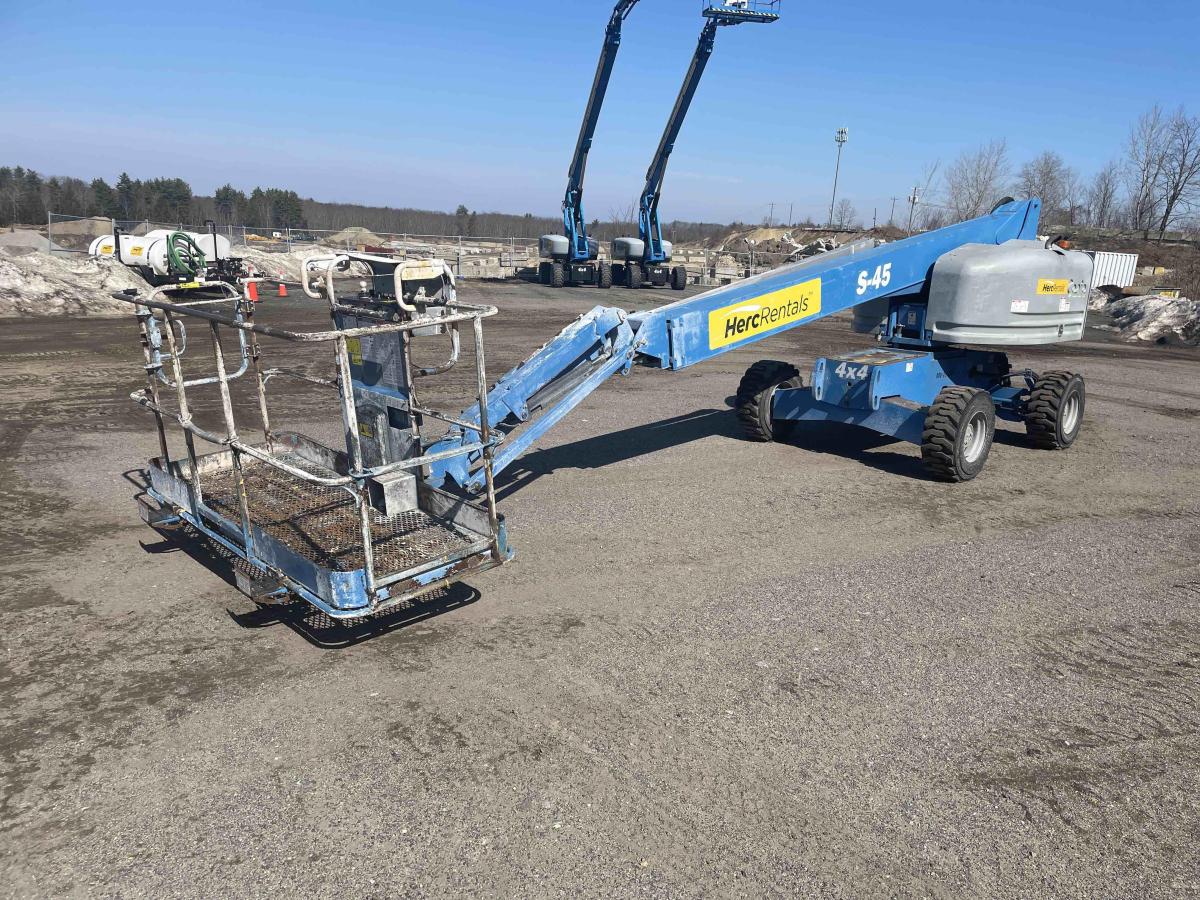 2018 Genie S-45