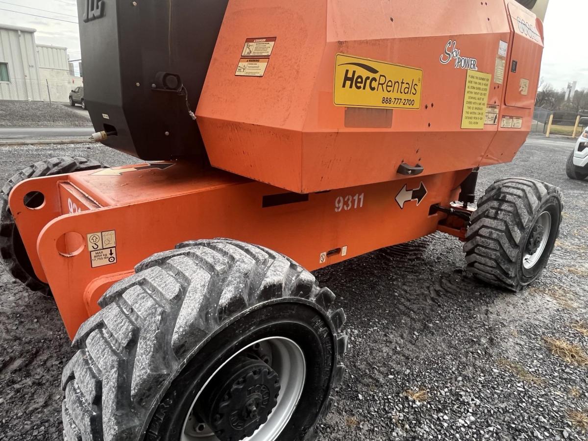 2007 JLG 800AJ