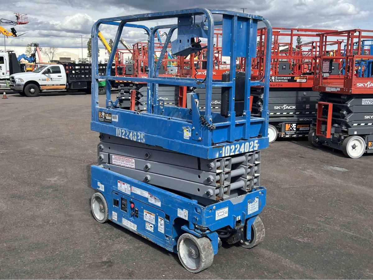 2017 Genie GS-1930