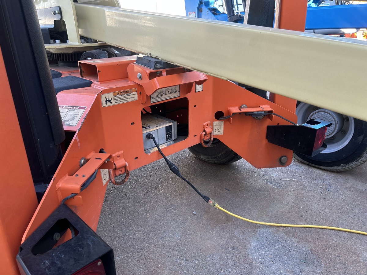 2018 JLG T500J-15