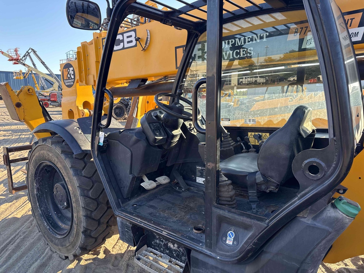 2021 JCB 510-56-7