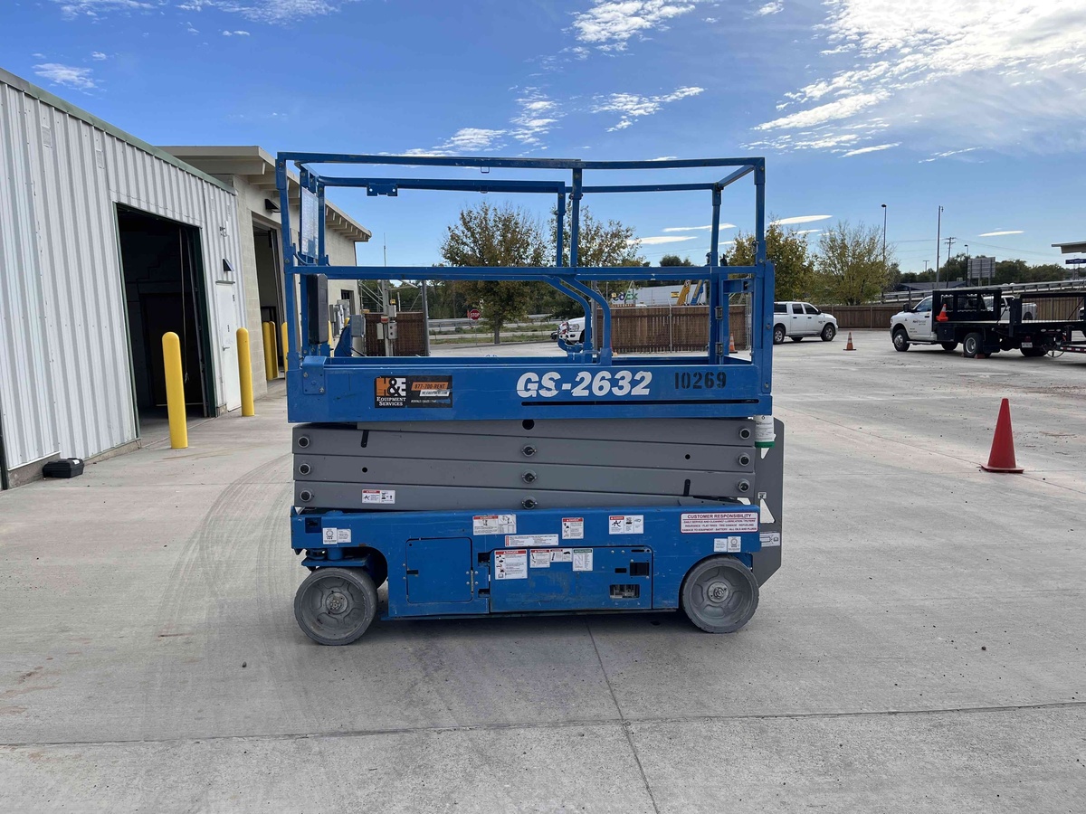 2017 Genie GS-2632-4