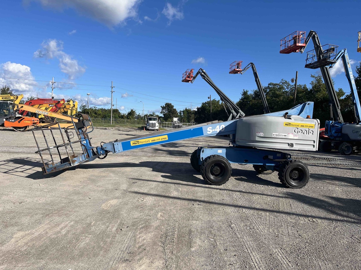 2018 Genie S-40-11