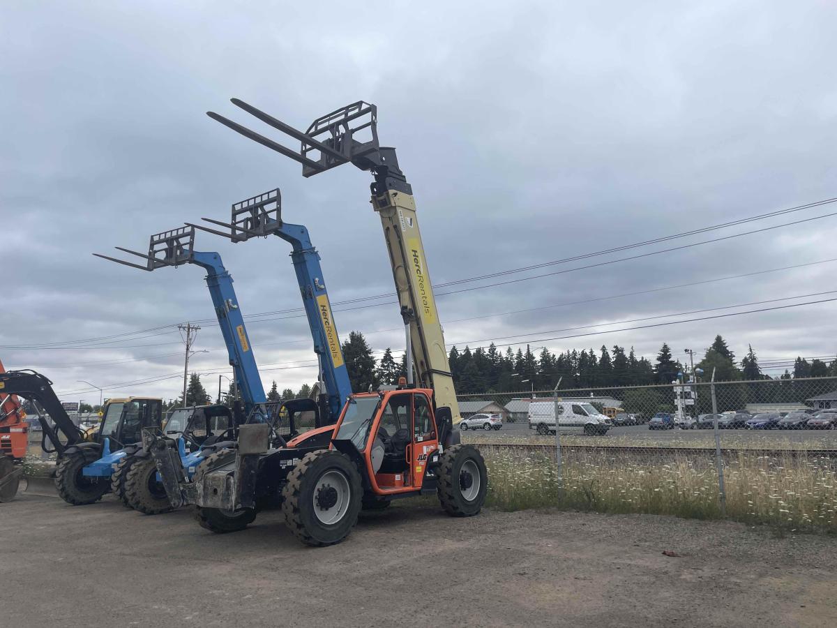 2017 JLG 1255-1