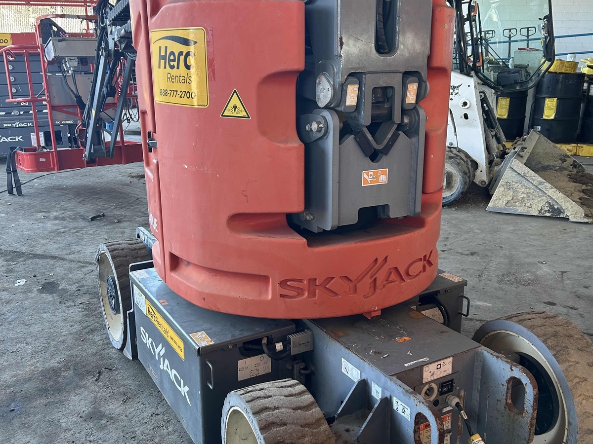 2017 Skyjack SJ30 ARJE-2