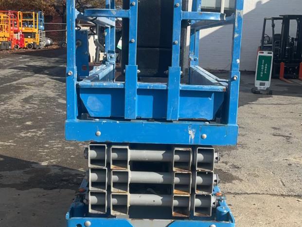 2018 Genie GS-1930