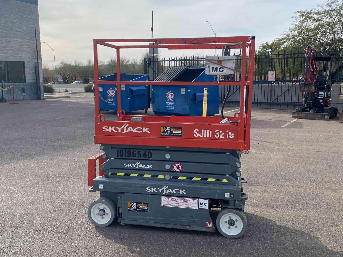 2016 Skyjack SJ3219