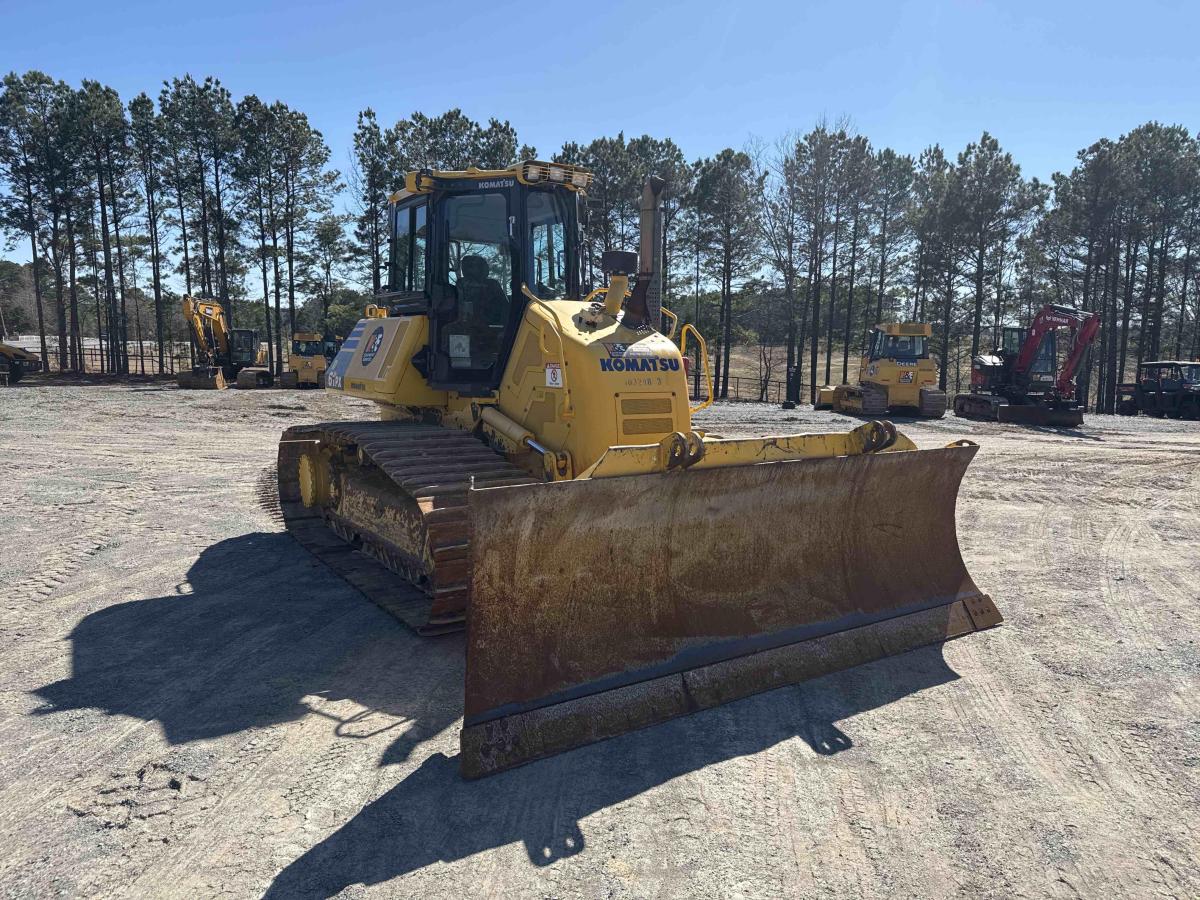 2020 Komatsu D61PX-24