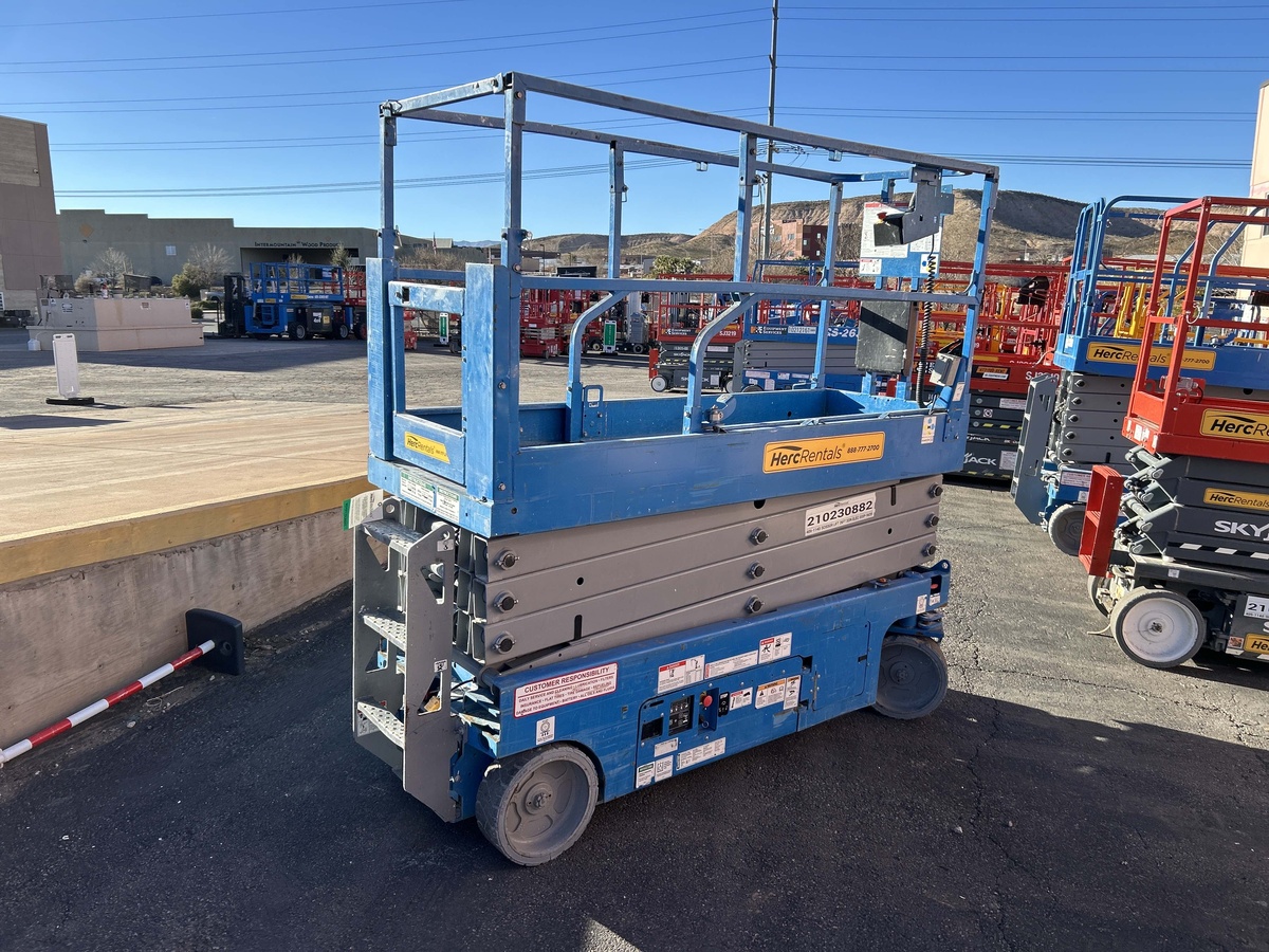 2017 Genie GS-2632