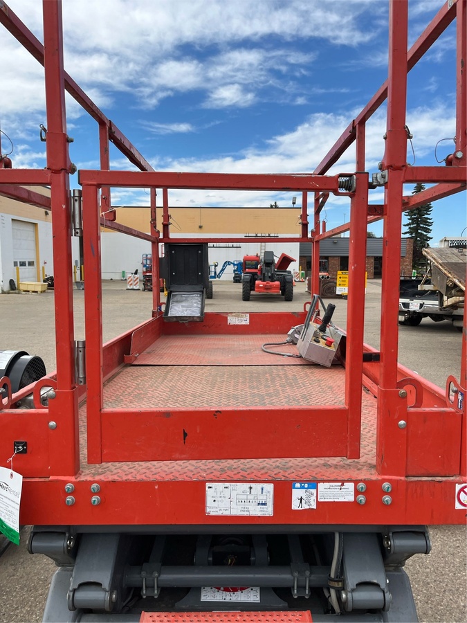 2018 Skyjack SJ4740-2