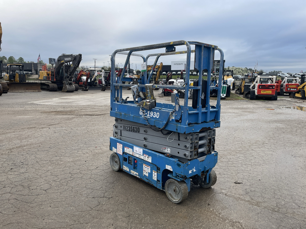 2018 Genie GS-1930-4