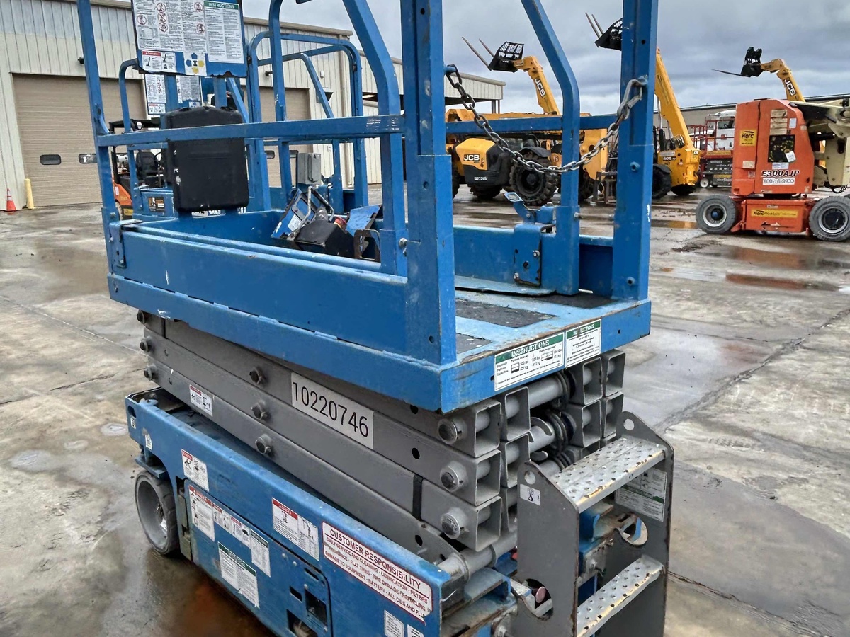 2017 Genie GS-1930-8