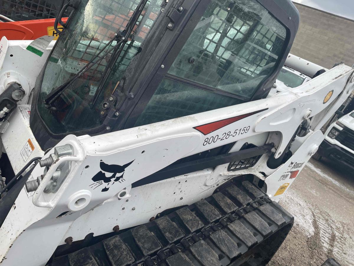 2020 Bobcat T740