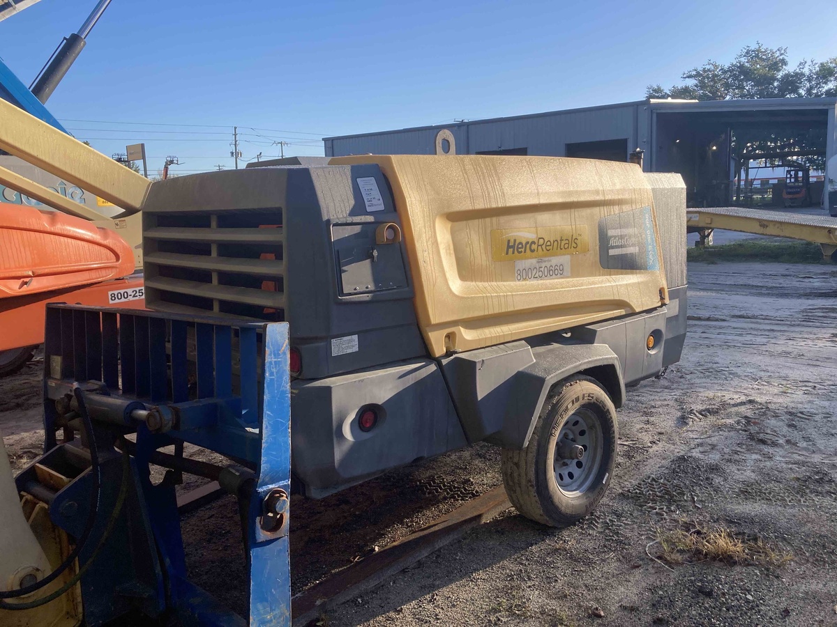 2019 Atlas Copco XATS400T4F-4