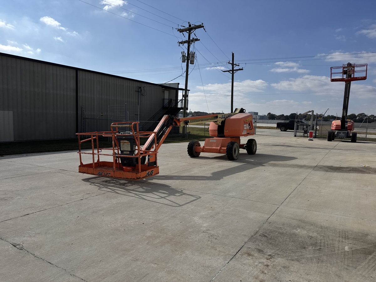 2018 JLG 460SJ-4