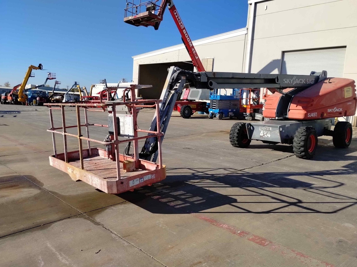 2018 Skyjack SJ45 T-16