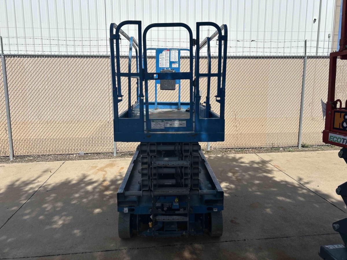 2017 Genie GS-3246-3