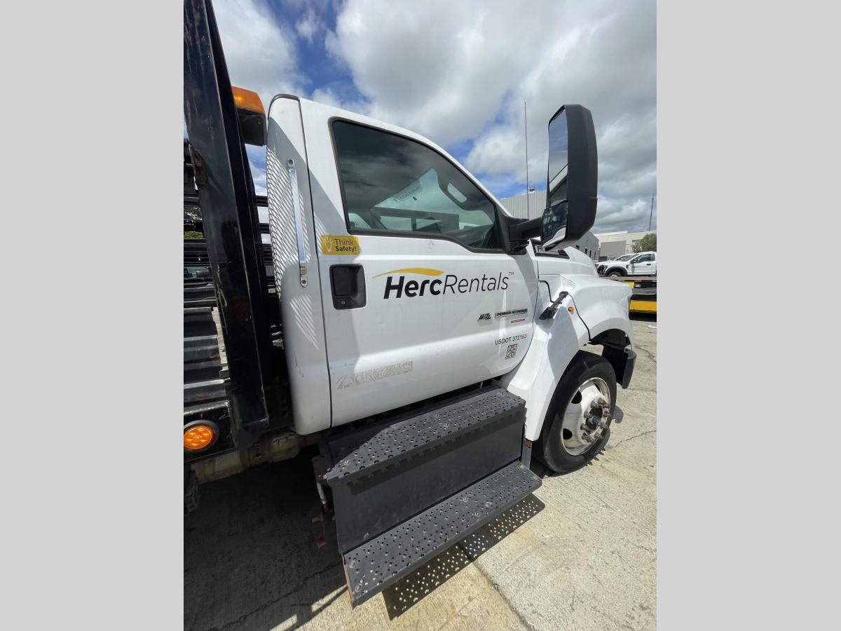 2016 Ford F650
