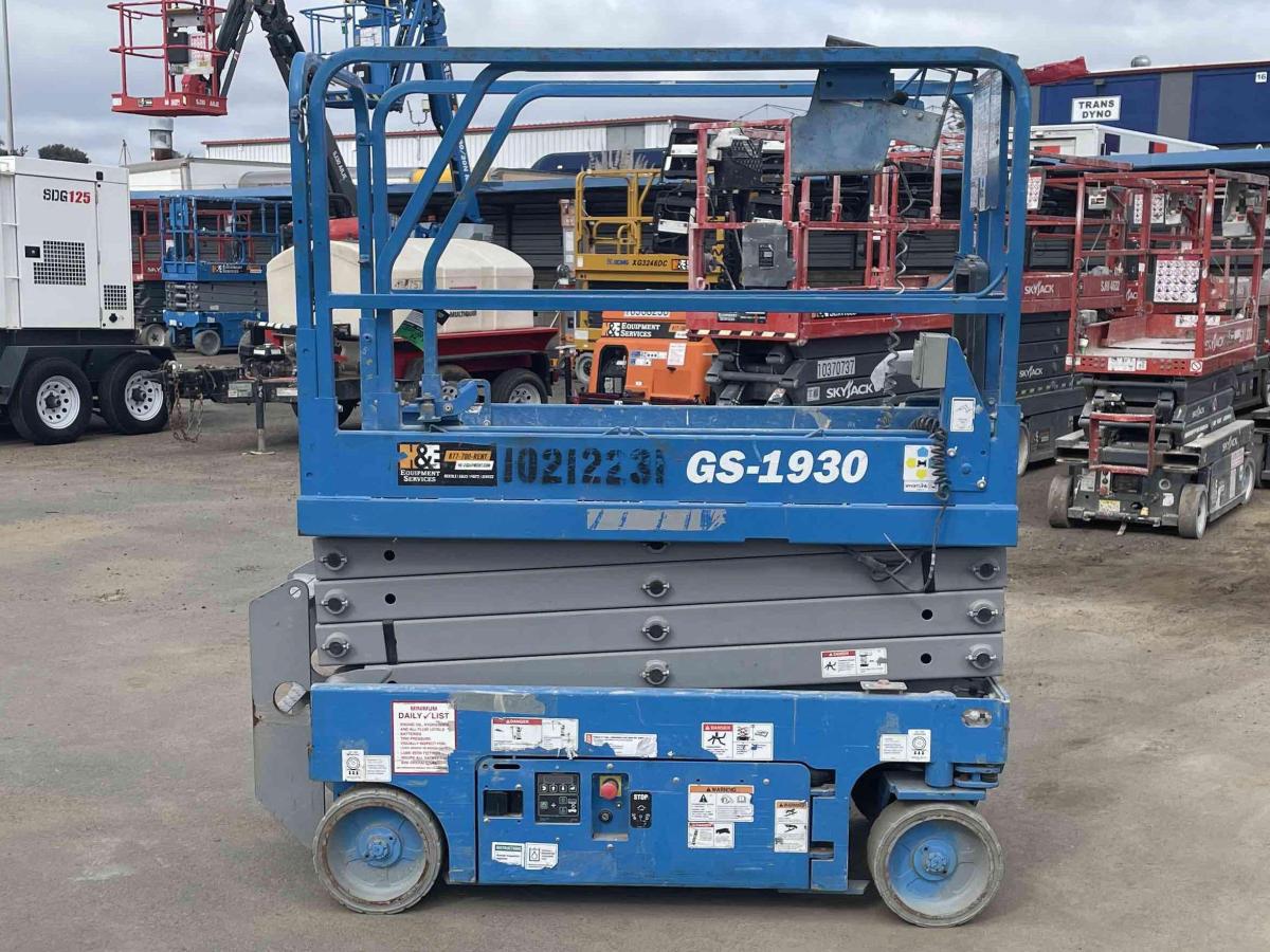 2017 Genie GS-1930