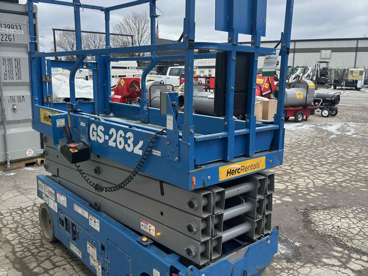 2018 Genie GS-2632