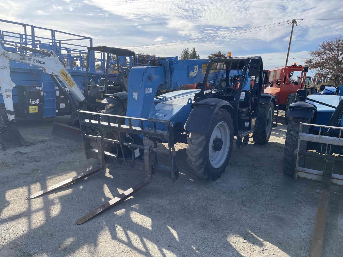 2017 Genie GTH-636