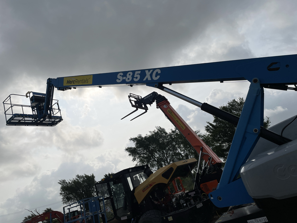 2018 Genie S-85XC-3