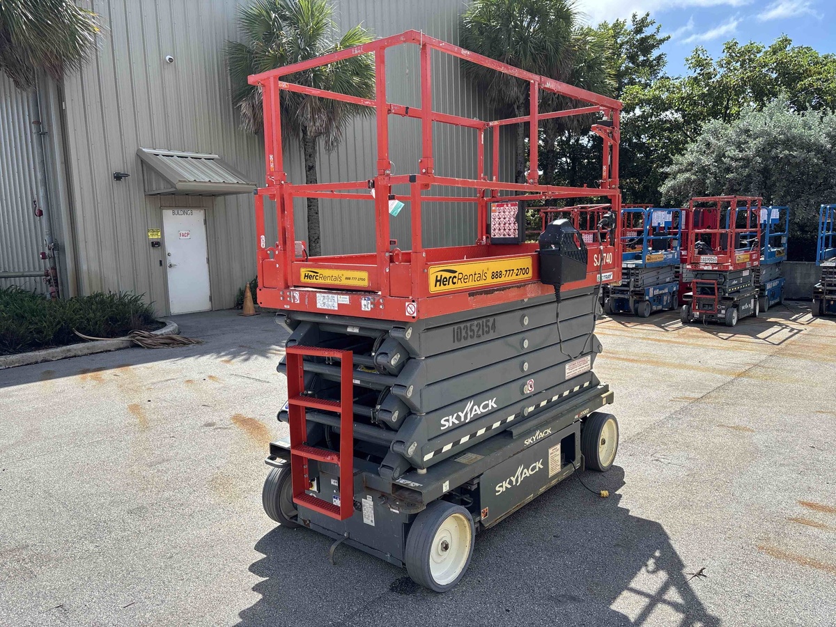 2022 Skyjack SJ4740-2
