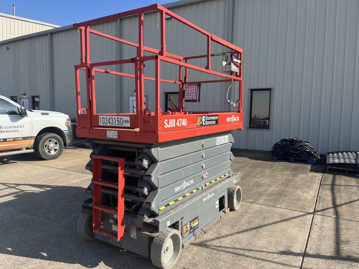 2018 Skyjack SJ4740