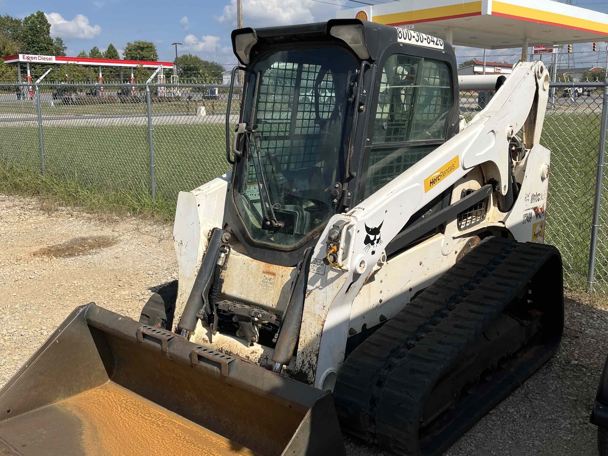 2021 Bobcat T740-1