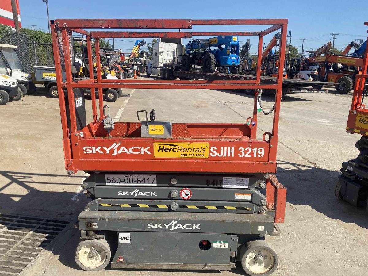 2017 Skyjack SJ3219