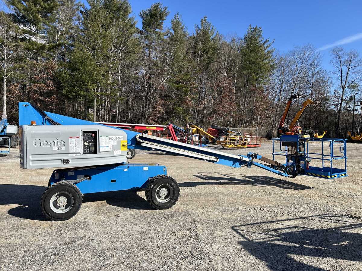 2018 Genie S-45
