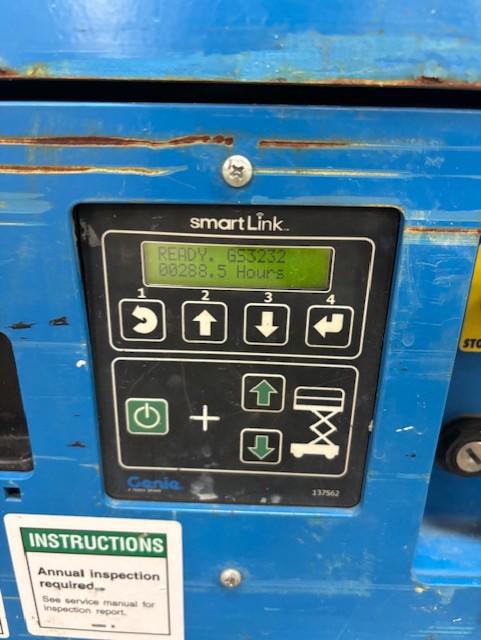 2017 Genie GS-3232-5