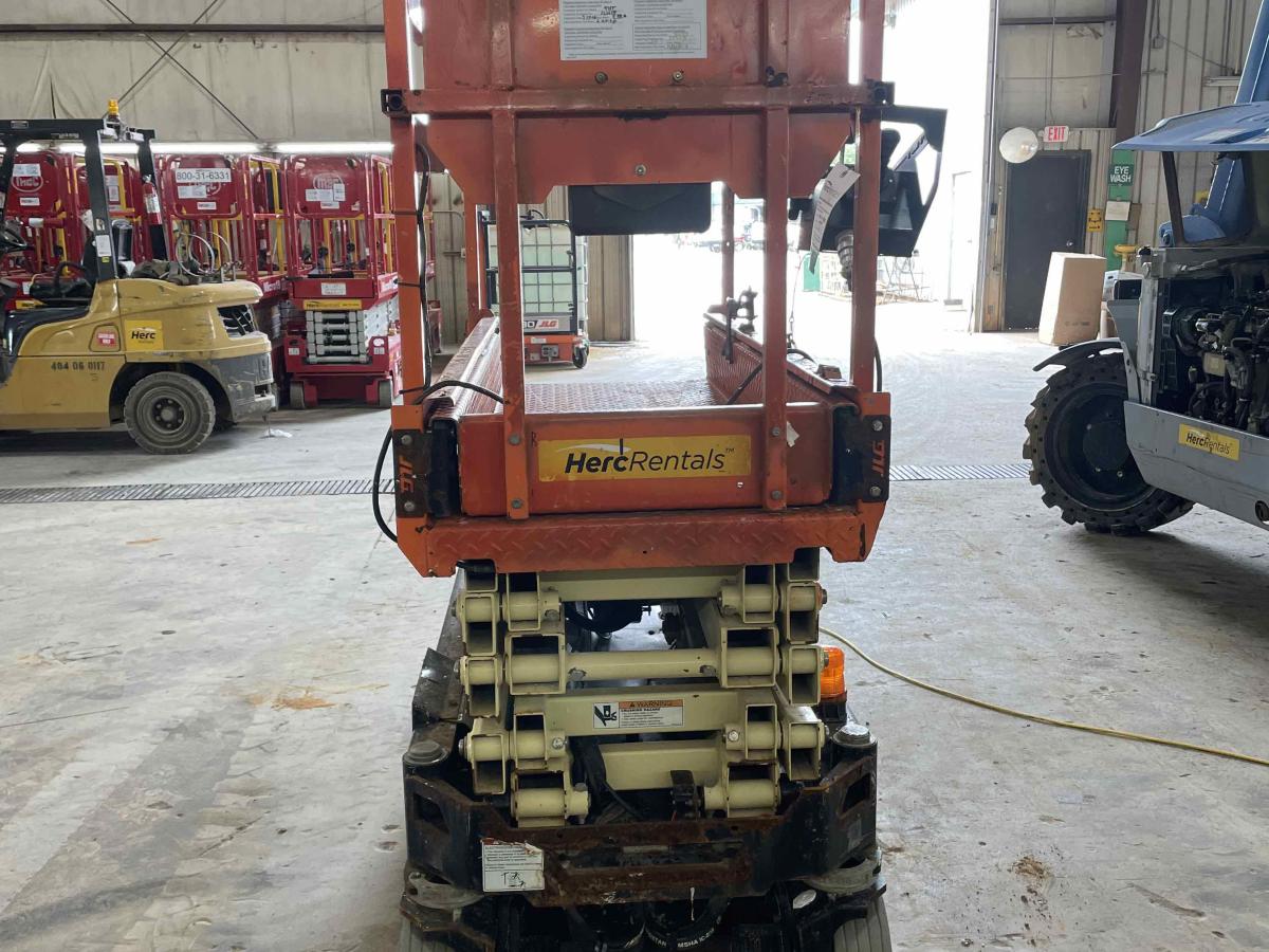 2018 JLG 1932R