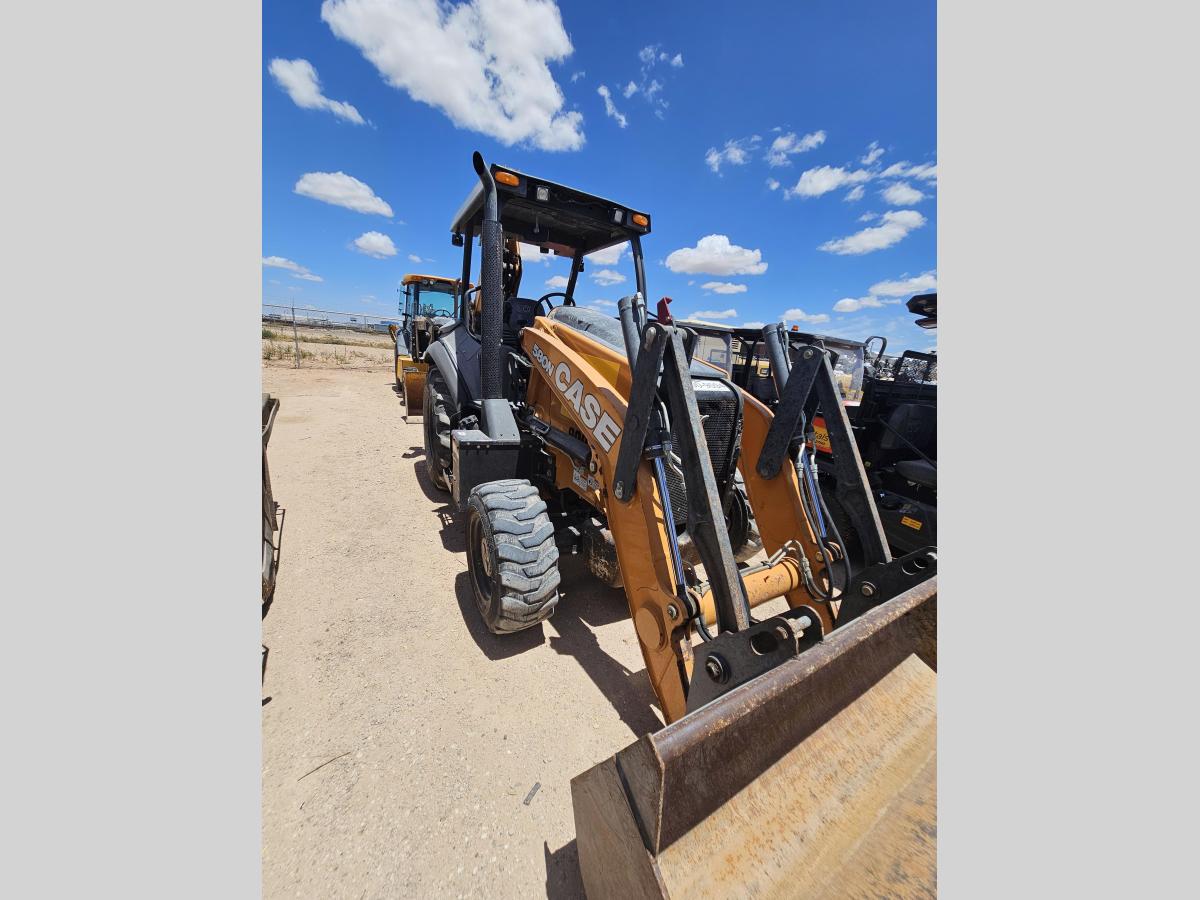 2018 Case 580N
