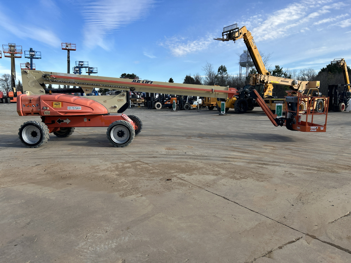 2015 JLG M600JP
