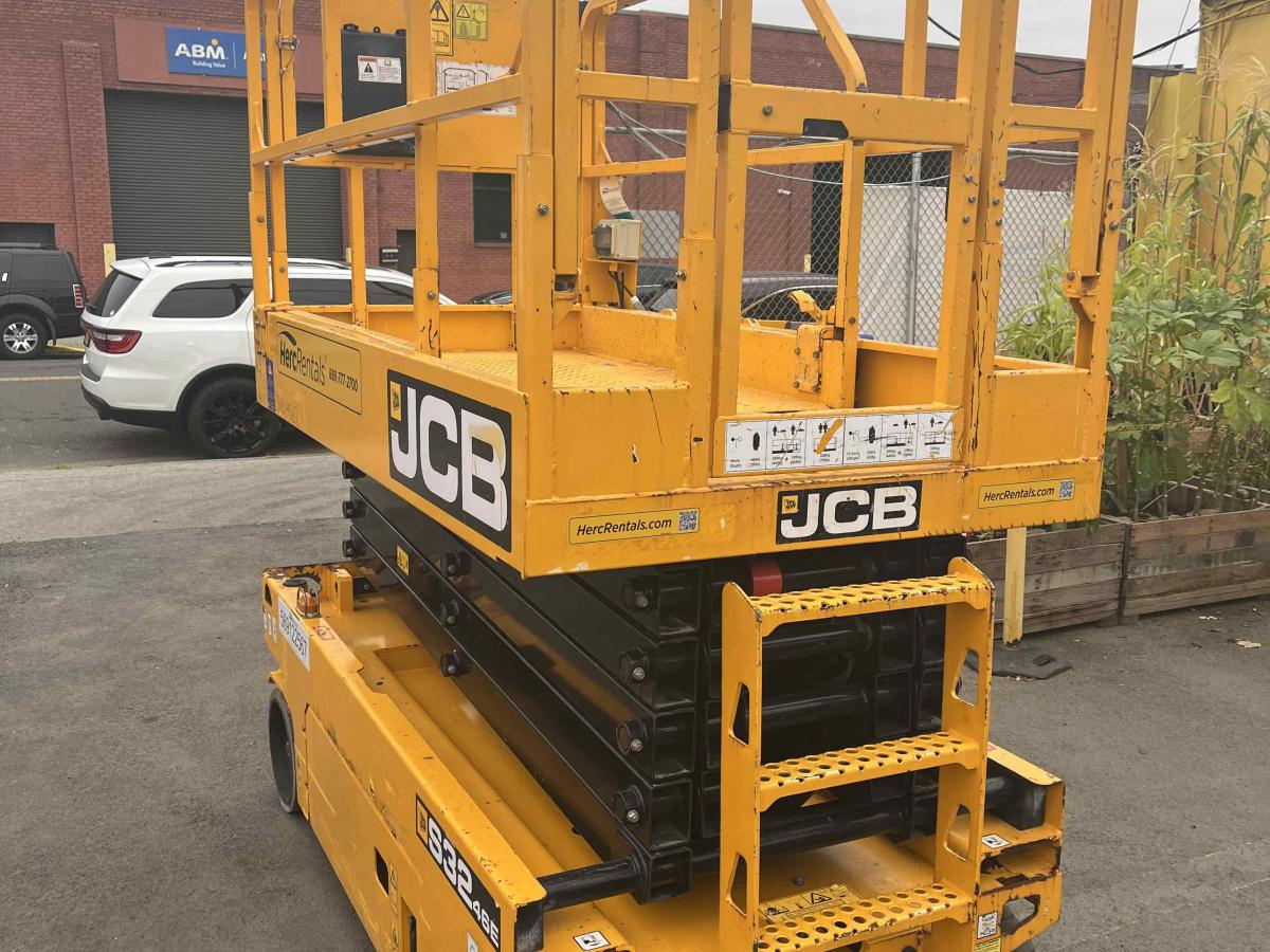2020 JCB S3246E