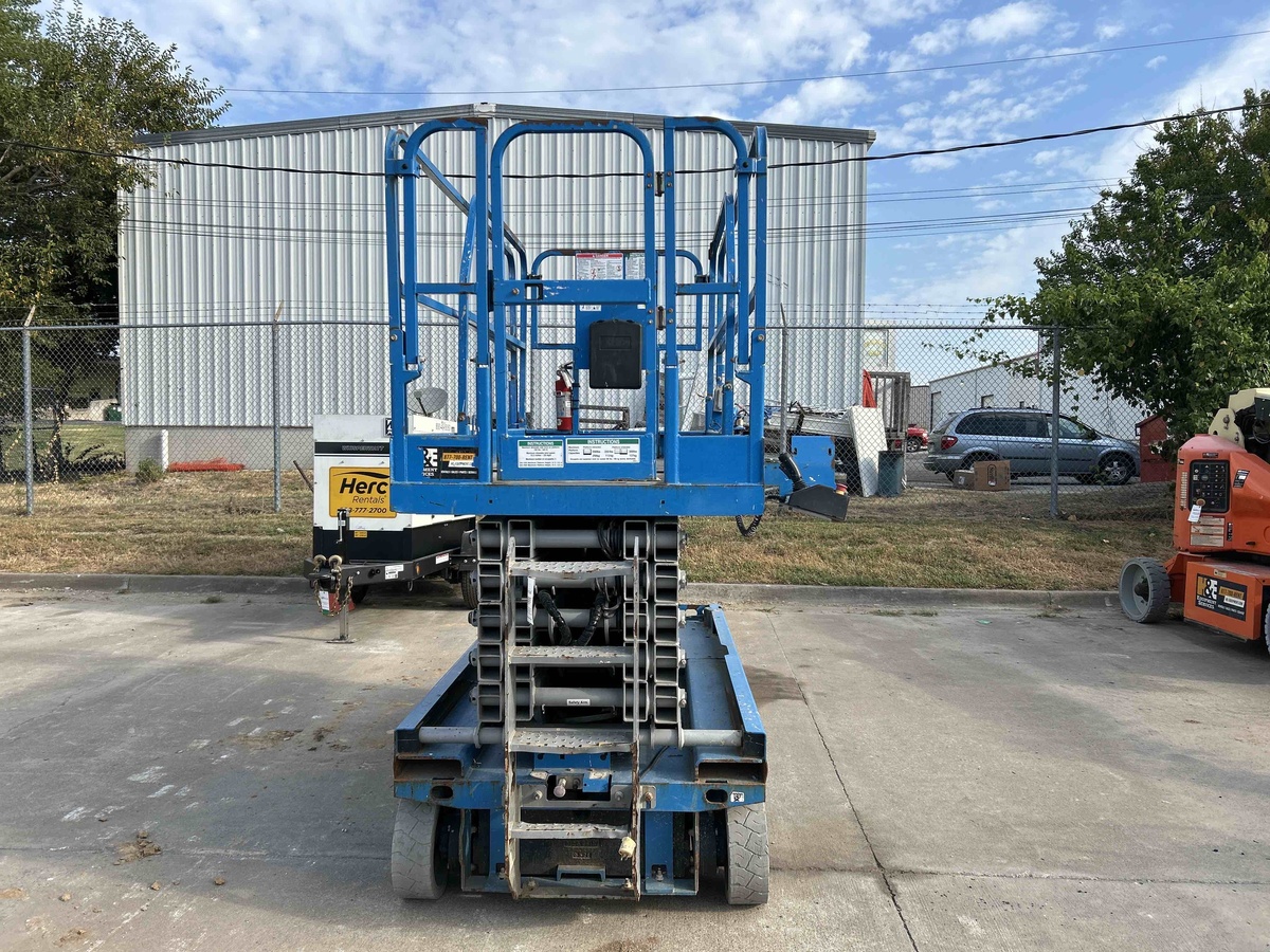 2017 Genie GS-4047-2