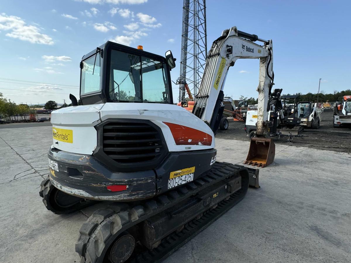 2019 Bobcat E85