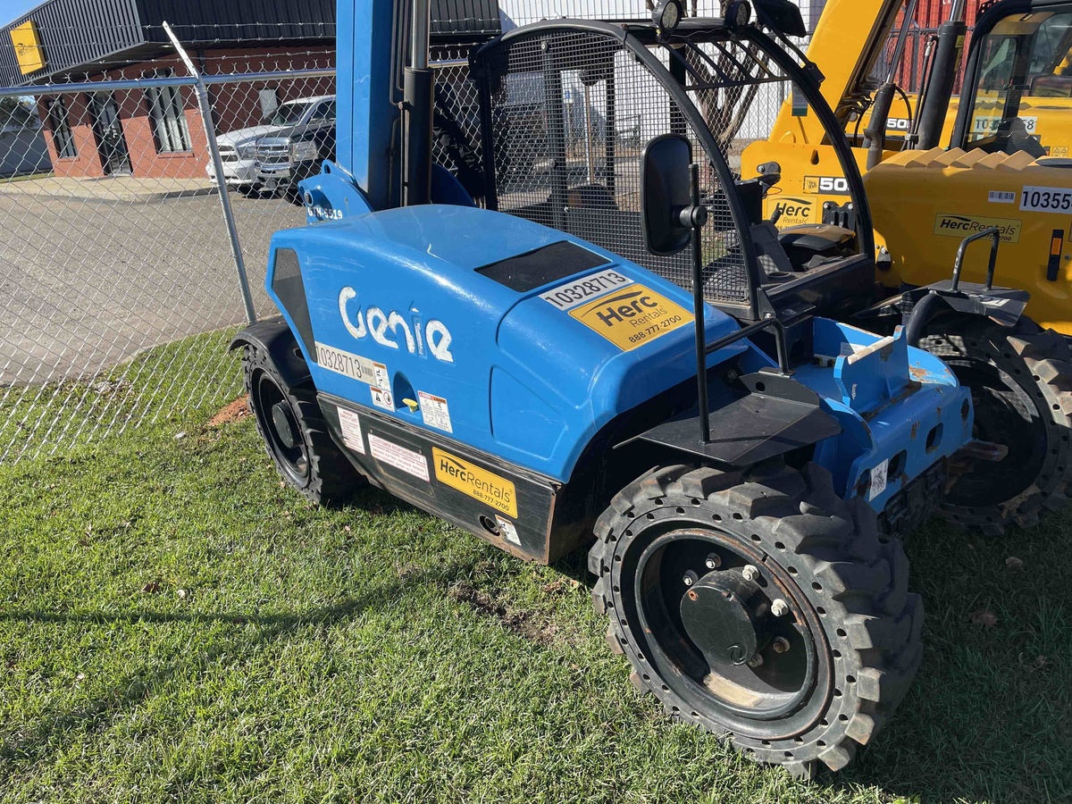 2021 Genie GTH-5519-1