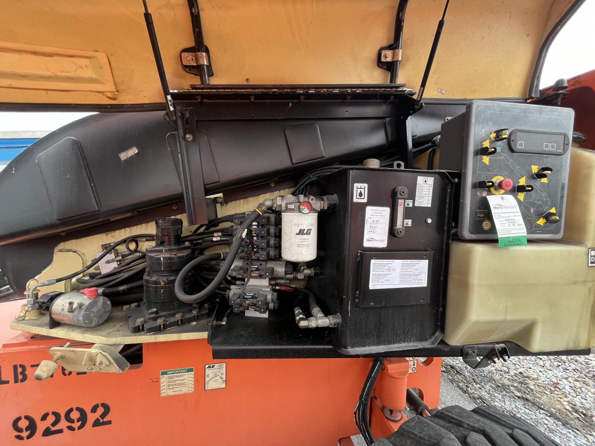 2006 JLG 600S